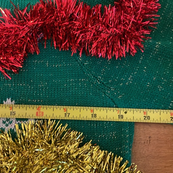 Joyland (L) Christmas Sweater Tinsel and balls! Sequin candy-cane presents. NSOW - Picture 6 of 7